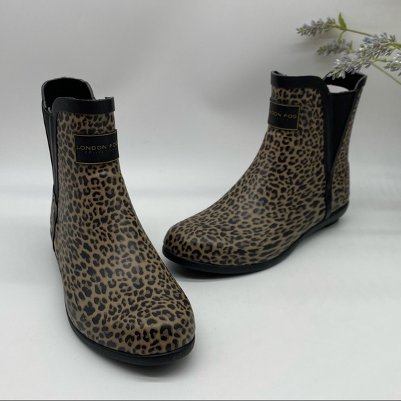 London Fog Piccadilly Women's Waterproof Rain Boots in Leopard size 7M